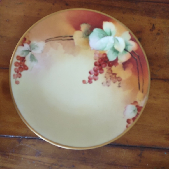 Jean Pouyat Limoges JPL France White Art Co gold rim 9"plate leaves berr… - Picture 5 of 8